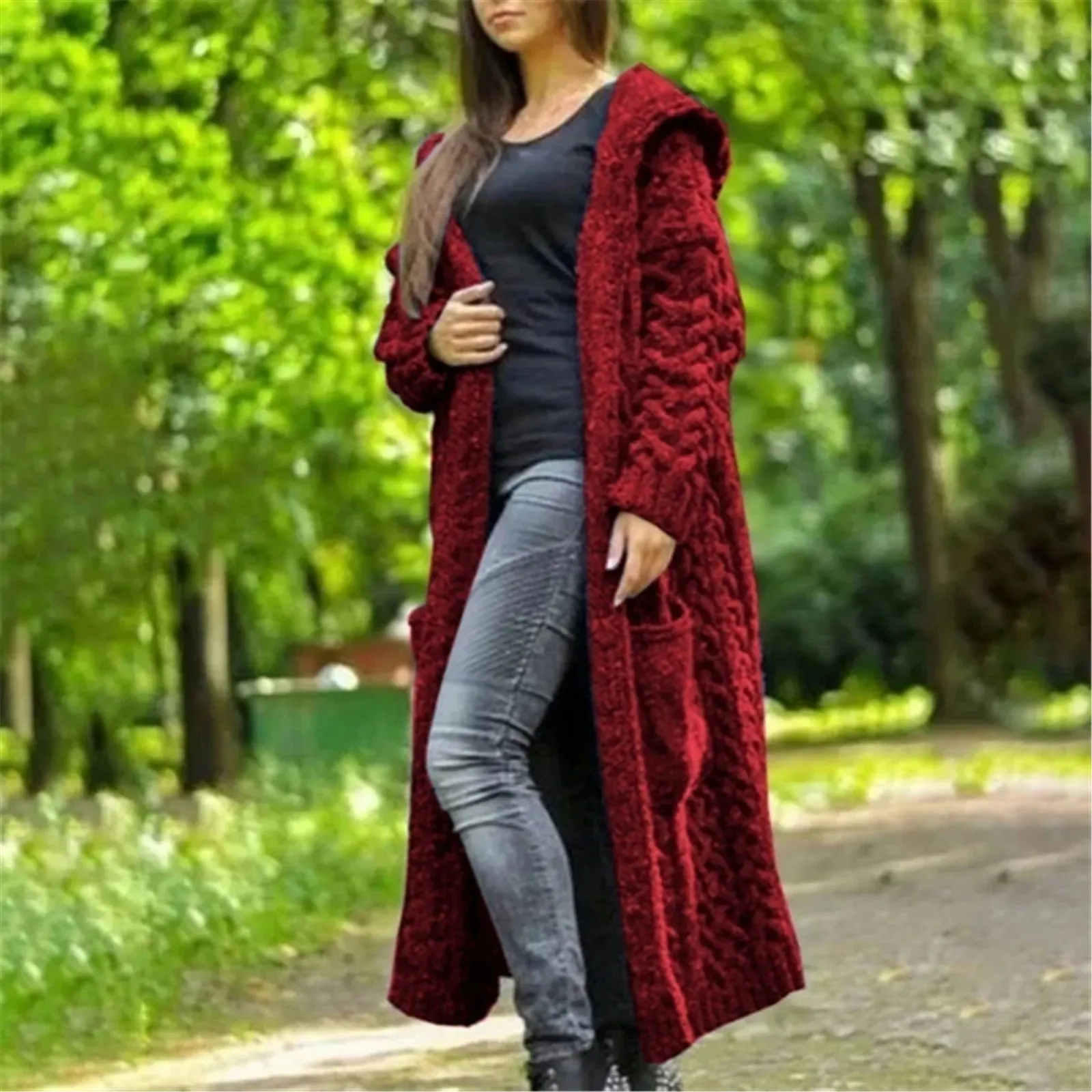 Clara Knitted Cardigan | Trendy oversized gezellig dik gebreid vest met capuchon voor dames