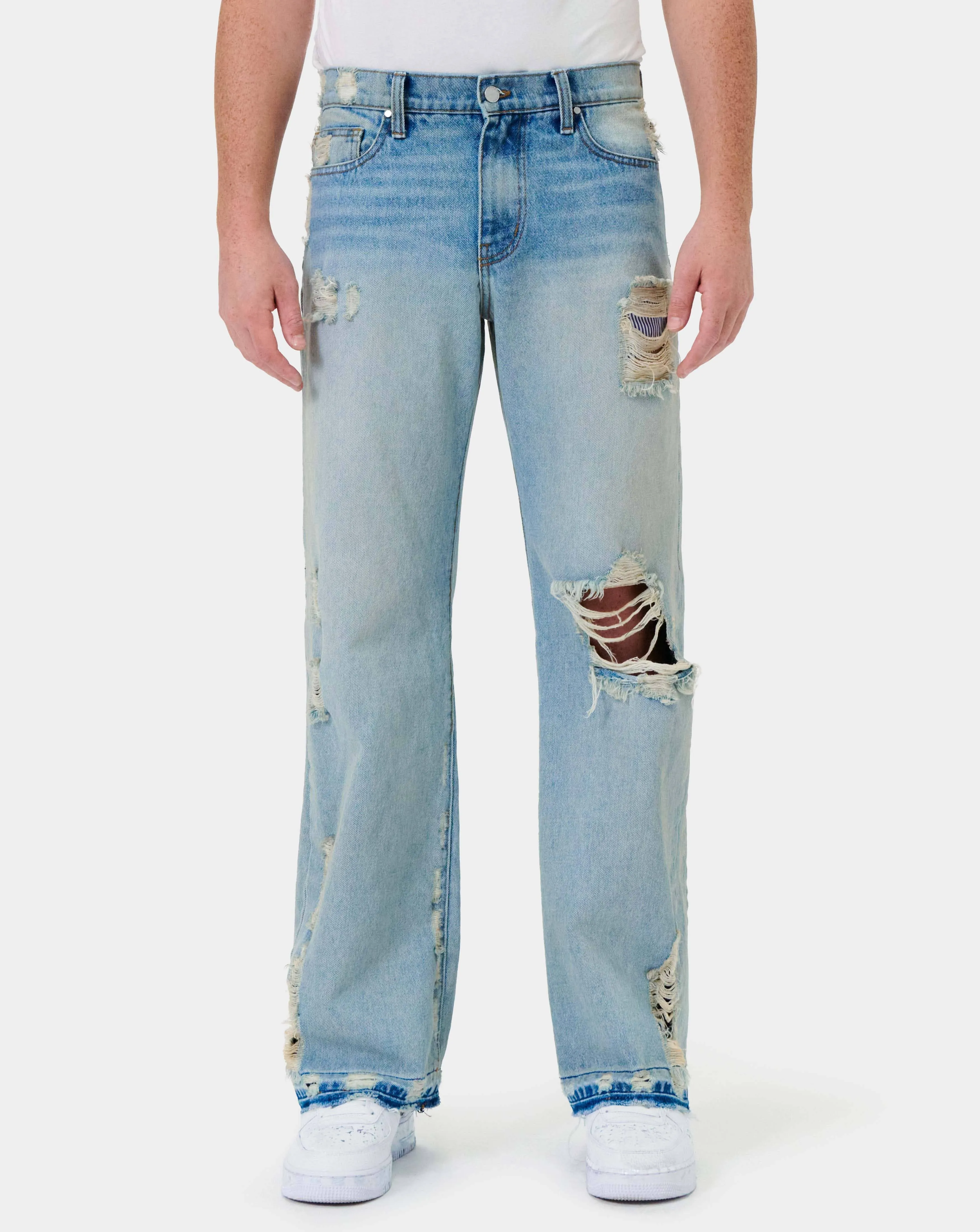 KNEE DESTROYED RELAXED FLARE DENIM