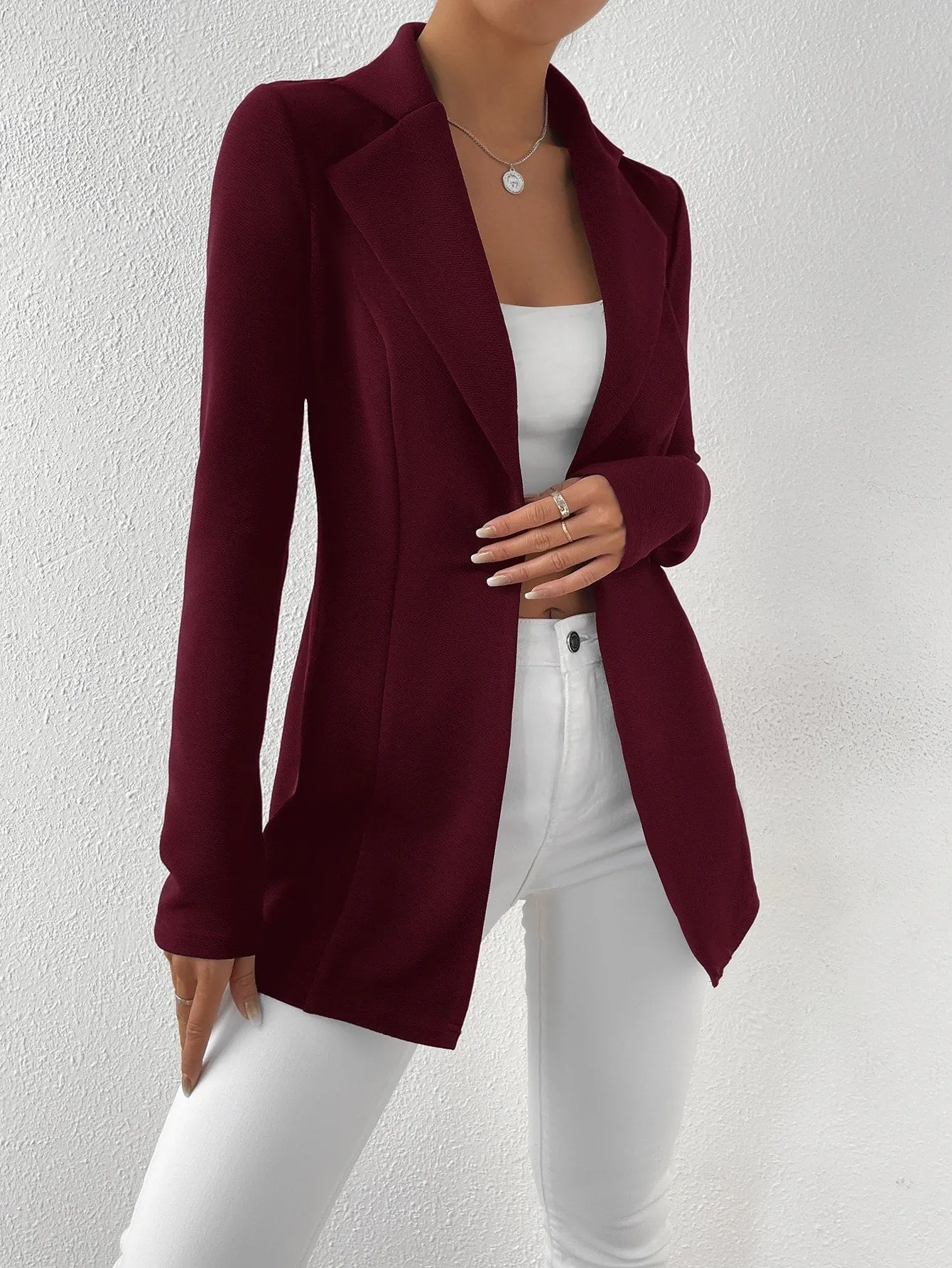 Privé Lapel Neck Single Button Blazer