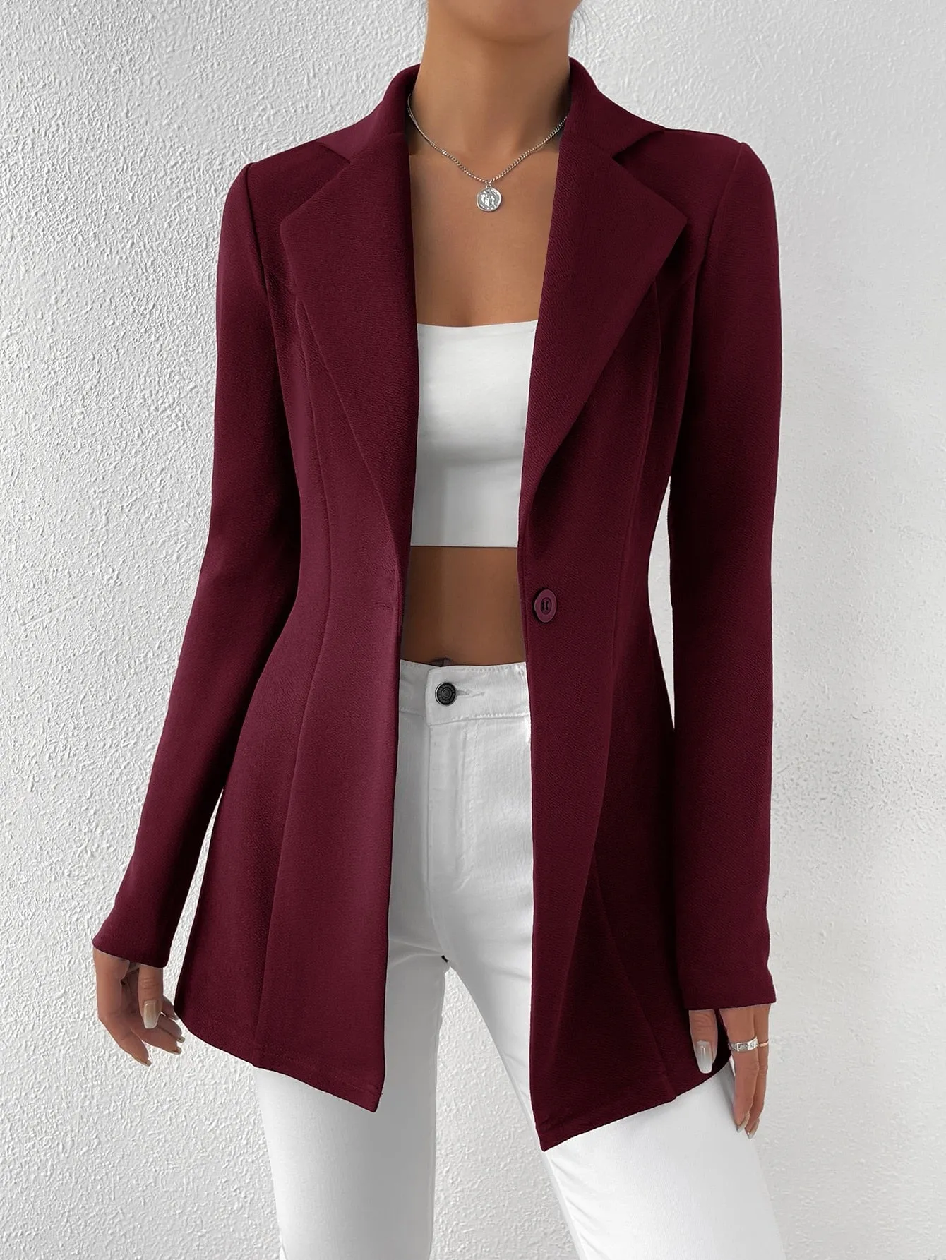 Privé Lapel Neck Single Button Blazer