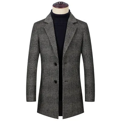 Urban Chic Elevated: ENETRENDS Trench Coat Plaid Elegance in Sustainable Wool