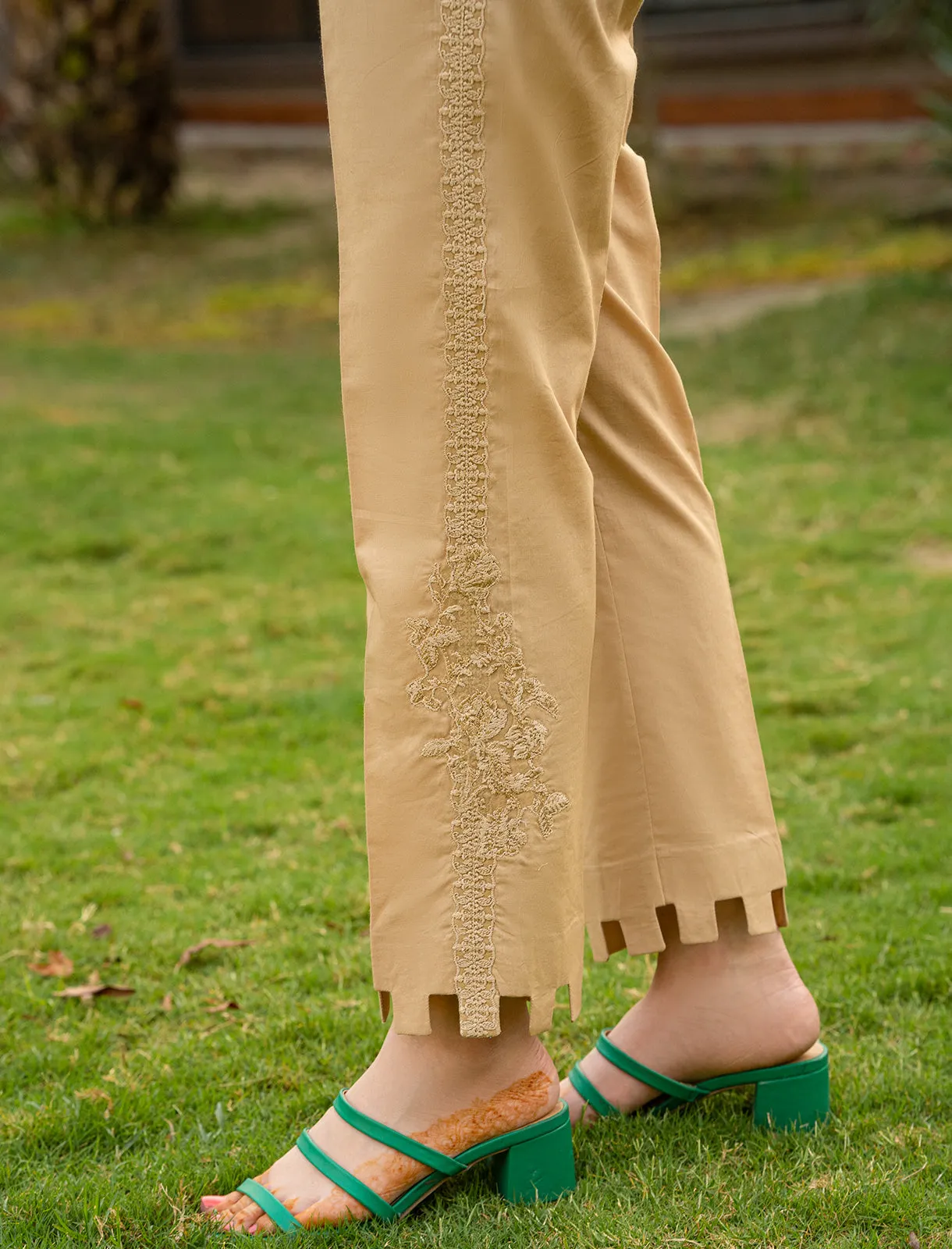 Women "LUNARA" Embroidered Cotton Trouser